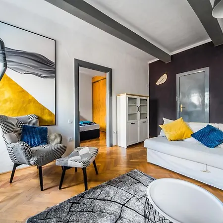 Dohany 1 2 Bedroom At Great Synagogue
