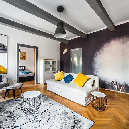 Dohany 1 2 Bedroom At Great Synagogue Apartment *